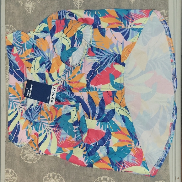 NWT | Old Navy Printed Resort Shirt | Large - Picture 3 of 8